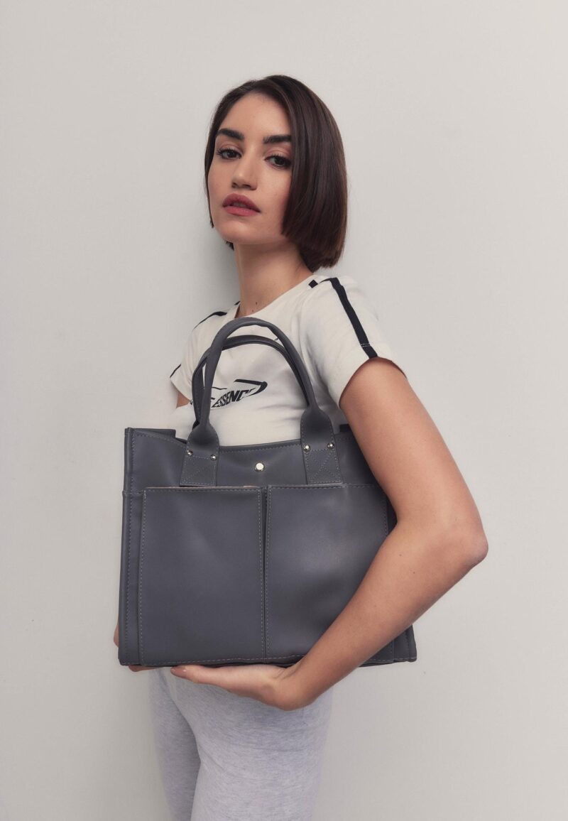 Yumi Grey
