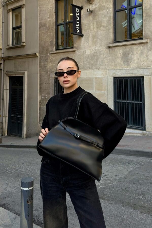 Monets Black Bag - Image 8