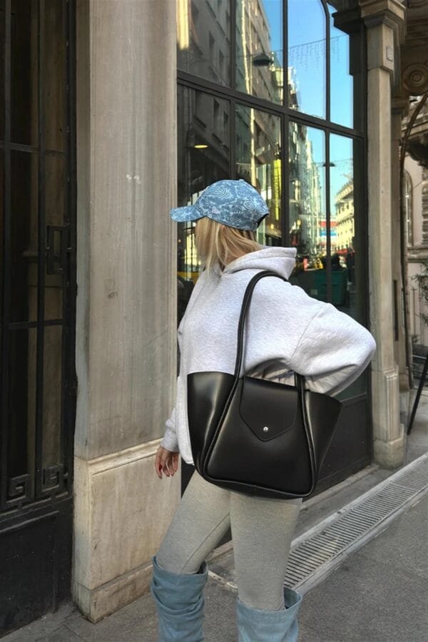 Petre Black Bag + Pochette – Image 11