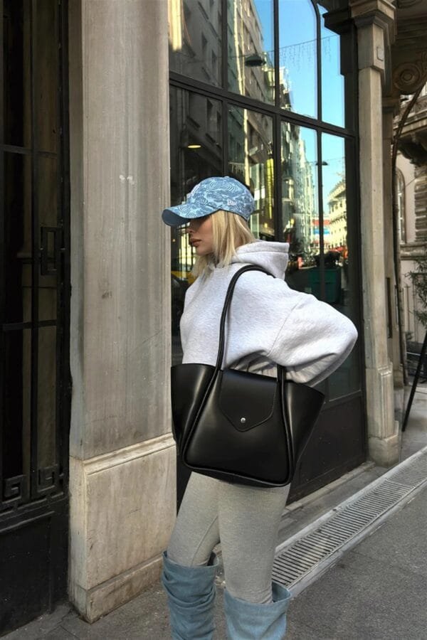 Petre Black Bag + Pochette – Image 9