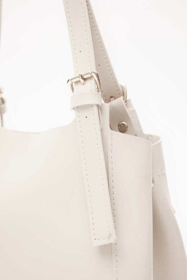 William Creamy Bag – Image 4