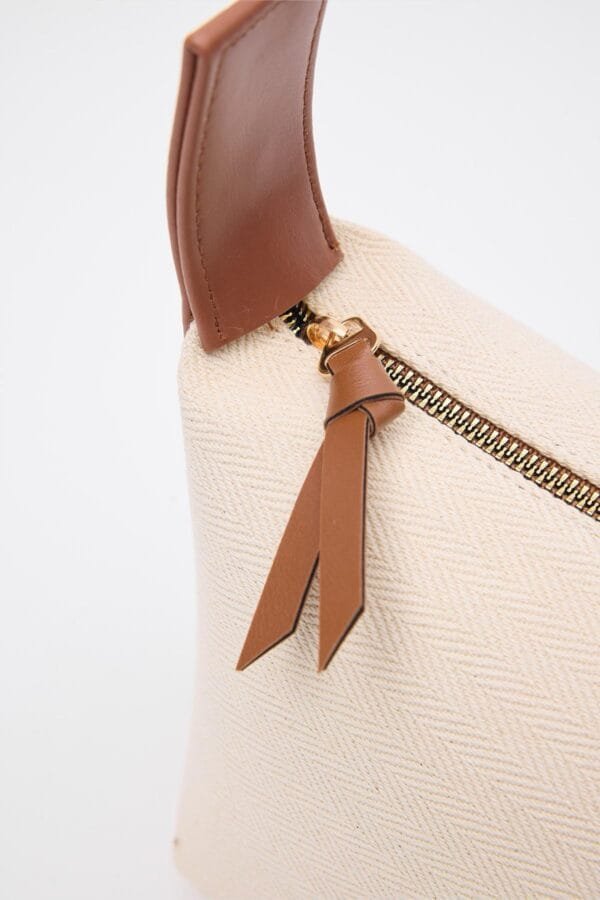 Leo Canvas Camel Hand Bag – Image 5