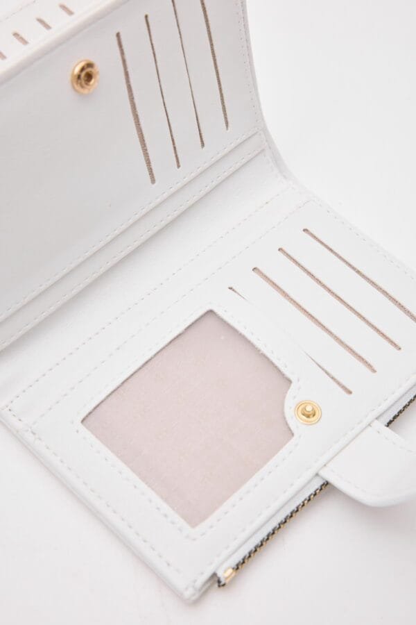 Nikki White Wallet – Image 3