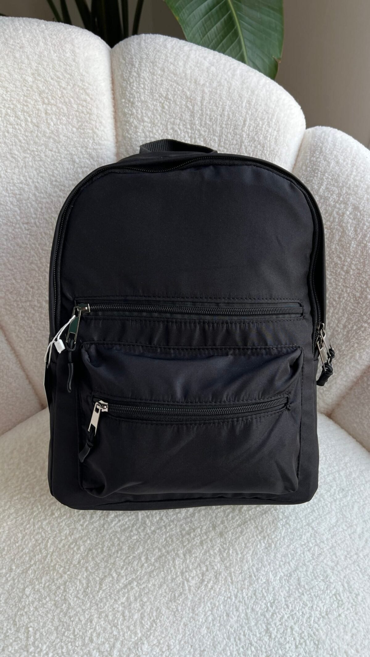 Vicky Black Back Bag