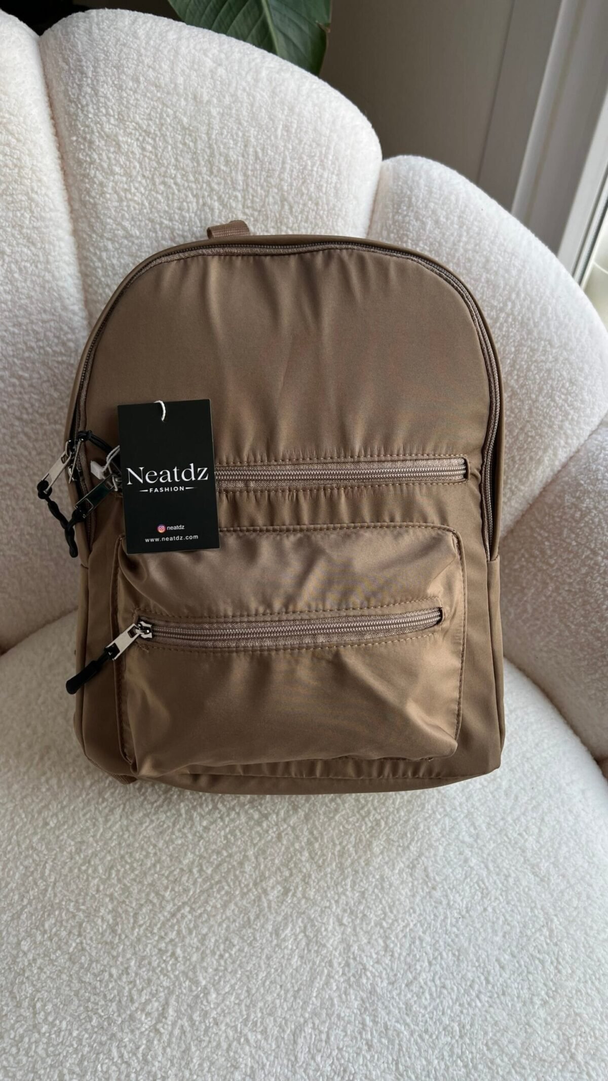 Vicky Beige Back Bag