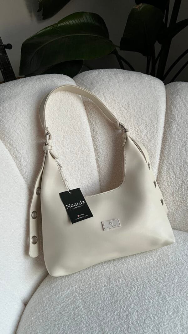 London Creamy Bag