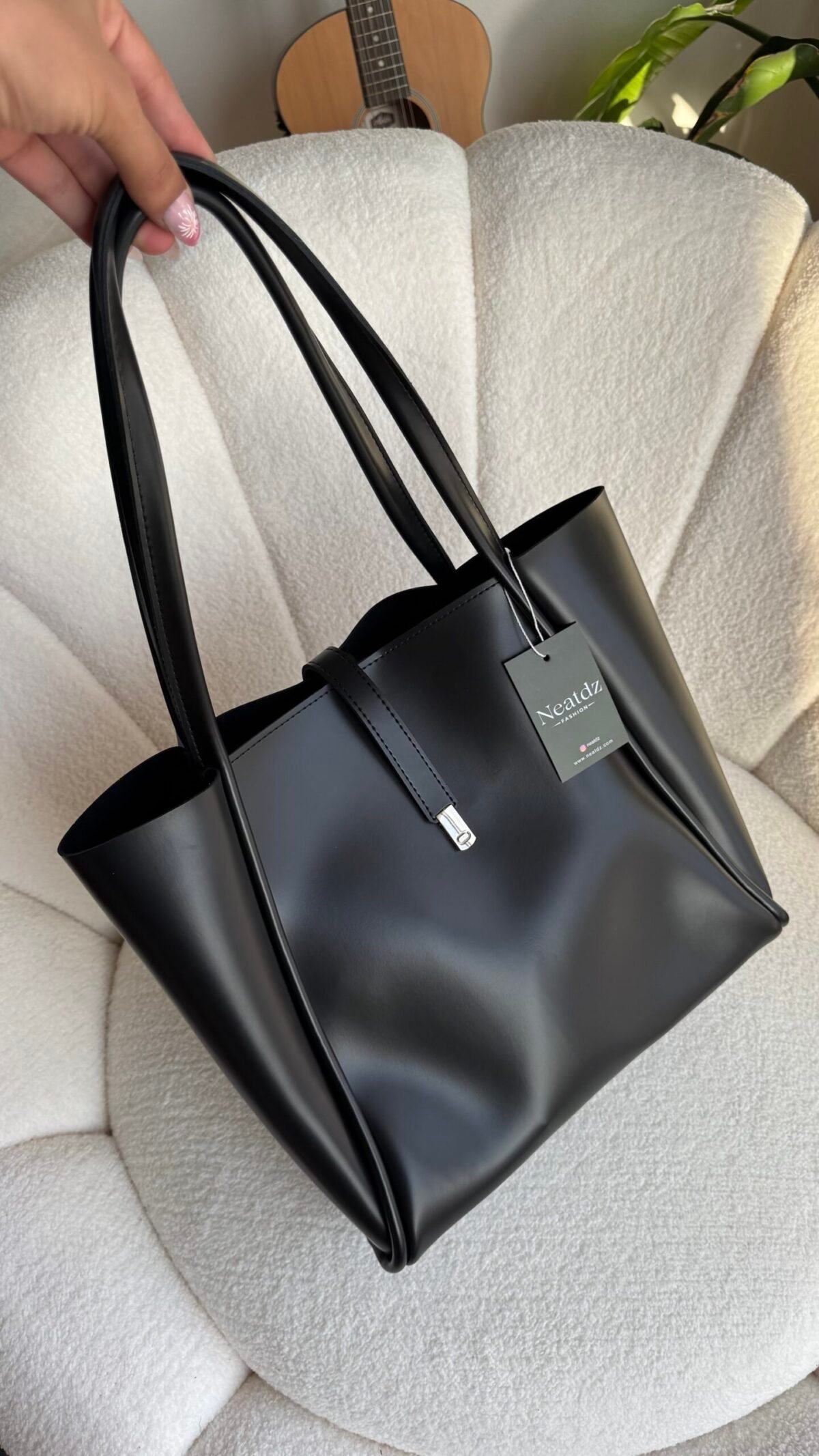 fullsizerender Amber Black Bag + Pochette