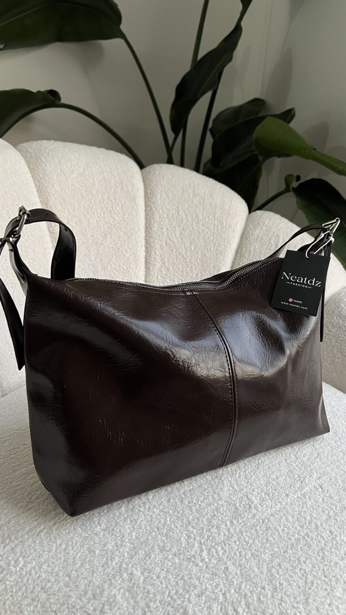 img_2719 Rizz Dark Brown Bag