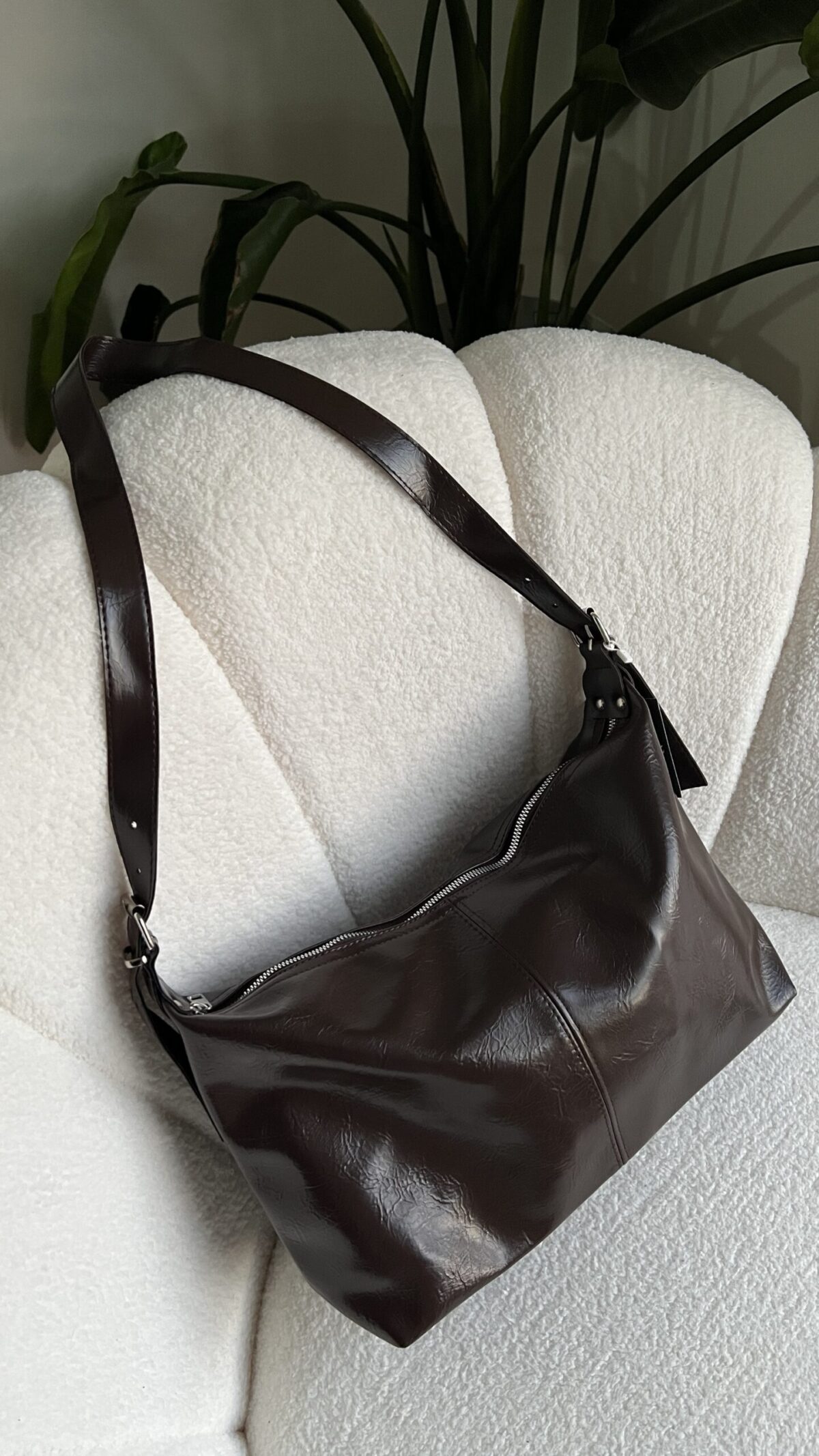 img_2721 Rizz Dark Brown Bag