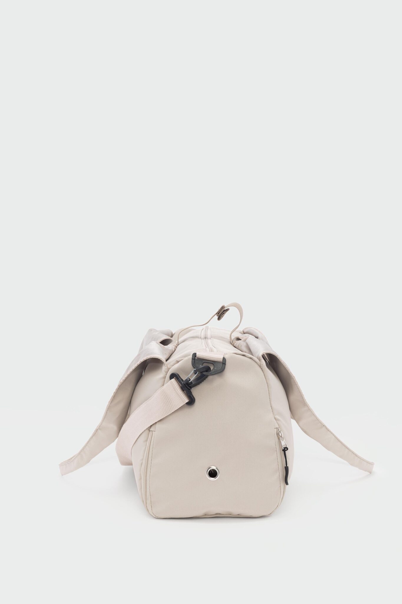 Clover Creamy Gym Bag – Image 3