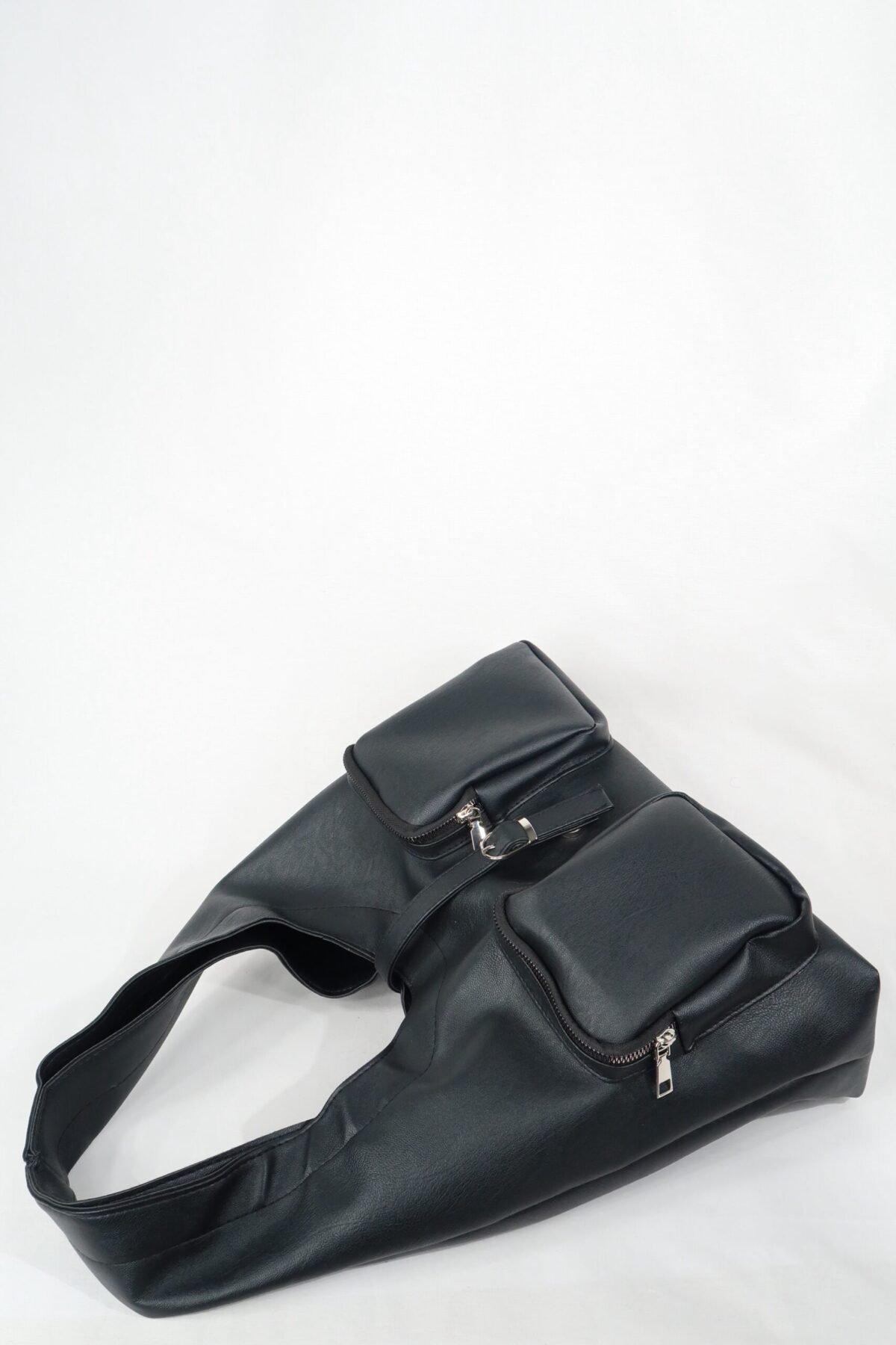 New Estrada Black