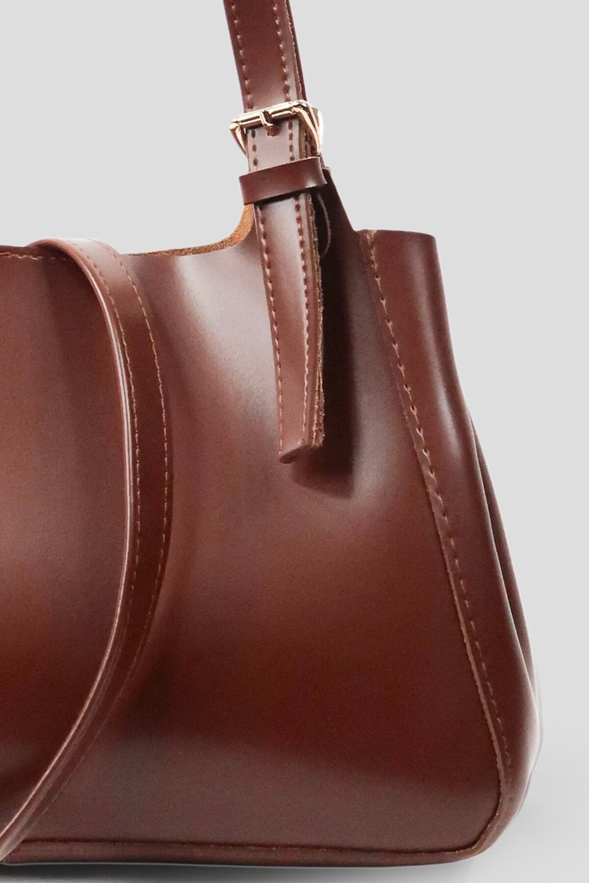 William Hazelnut Bag