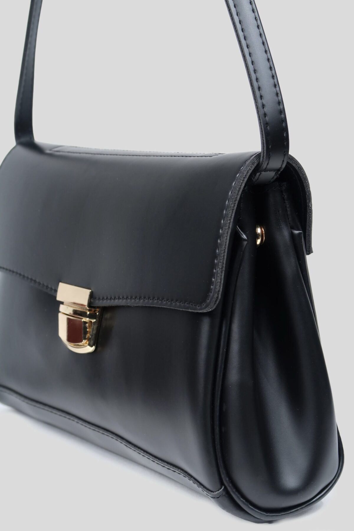 img_0399 Swan Black Bag