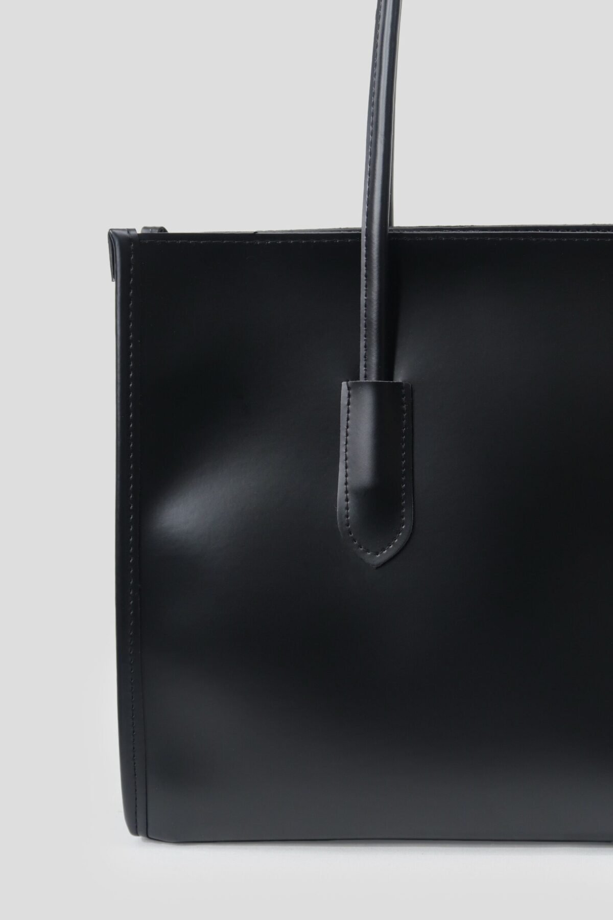 Paella Black Bag