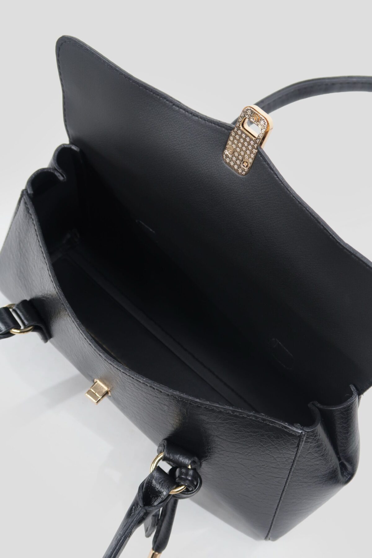 img_0917 Vanni Black Bag