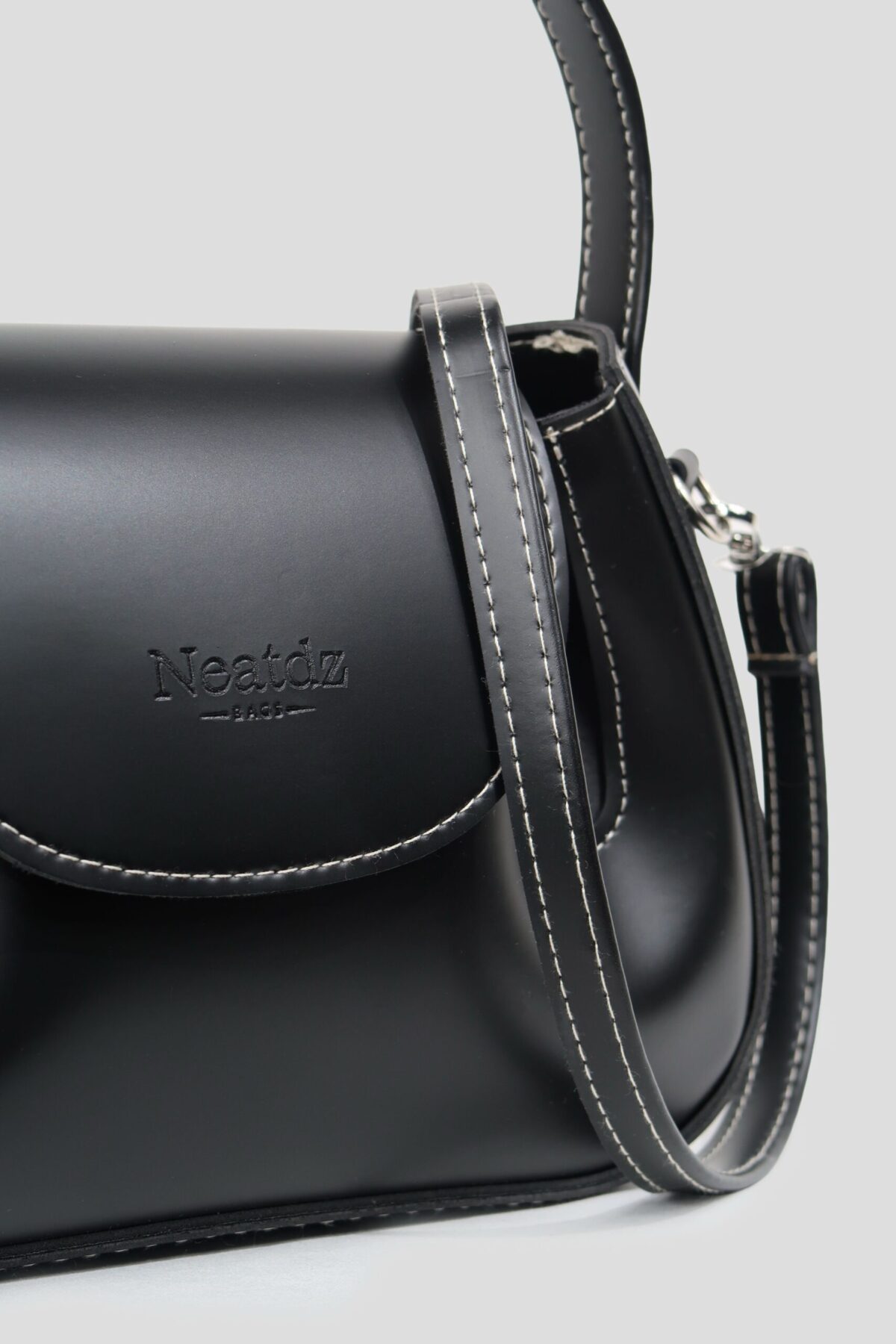 img_1059 Lotus Black Neatdz ™ Bag