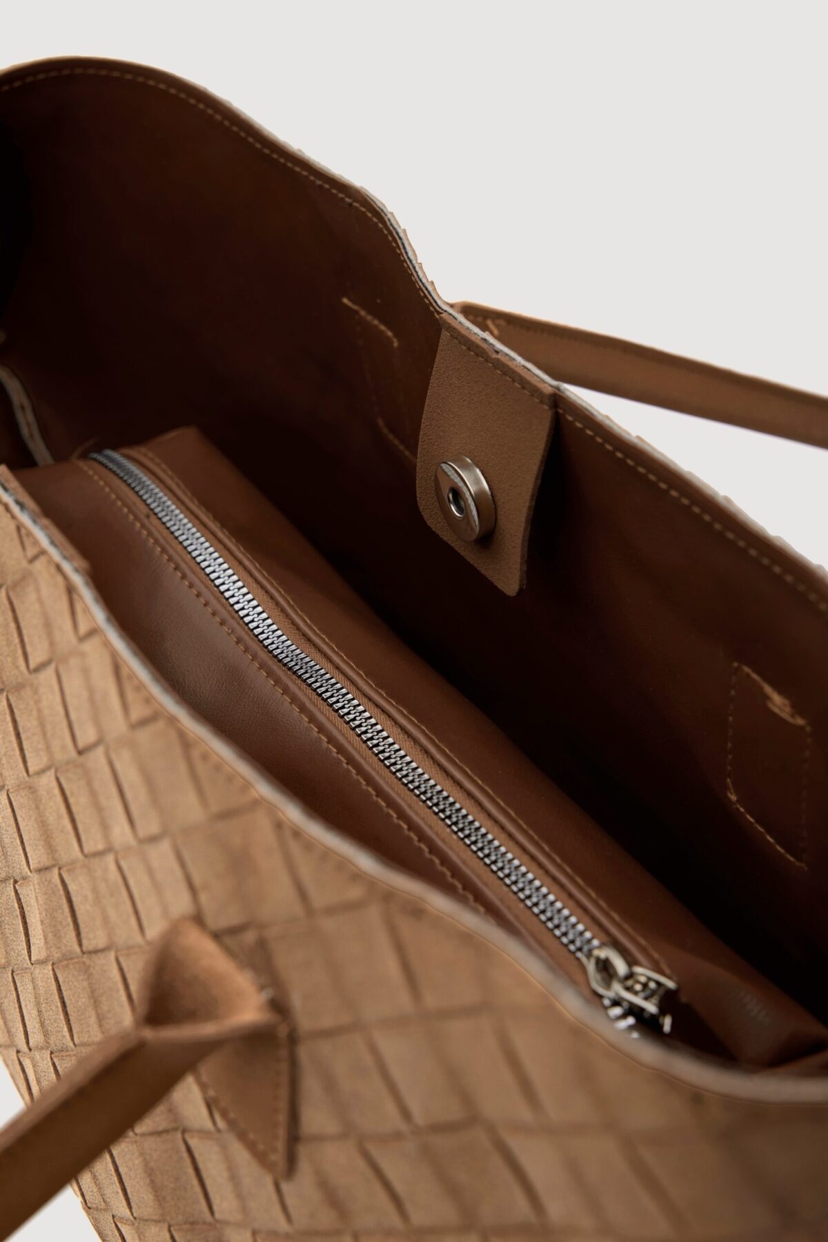 img_6912-2 Roly Suede Camel