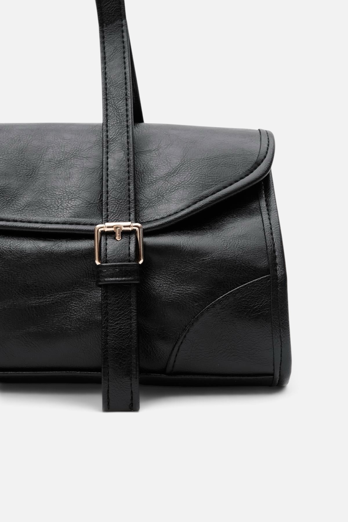 Calvino Black Bag