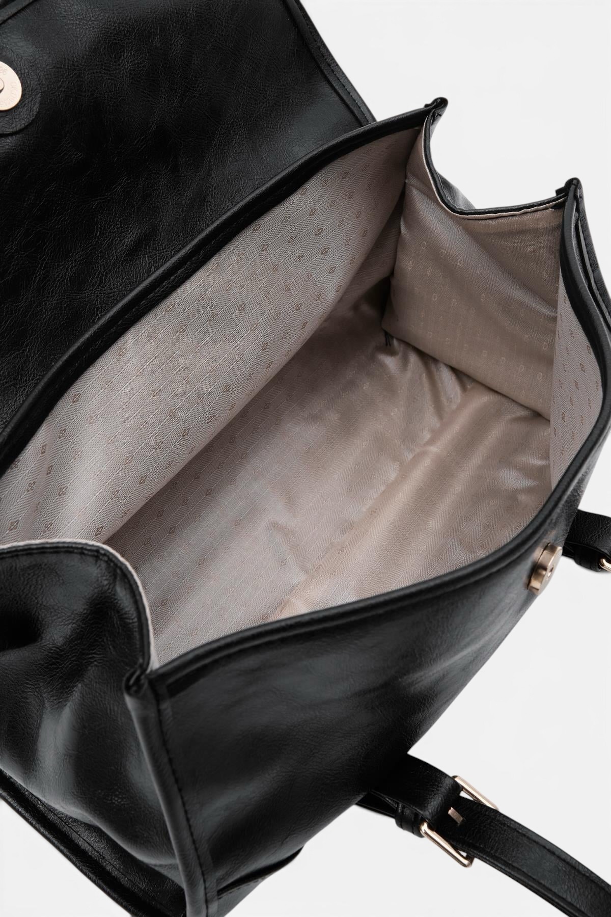 Calvino Black Bag