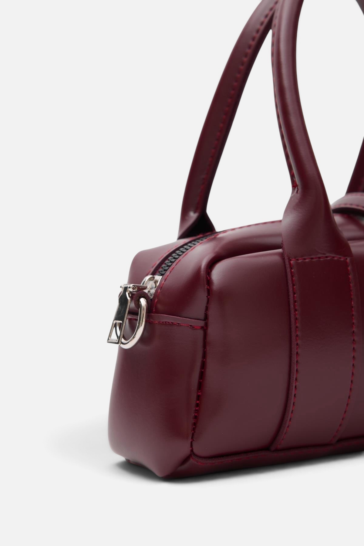 img_1059-photoroom Arte Burgundy Bag