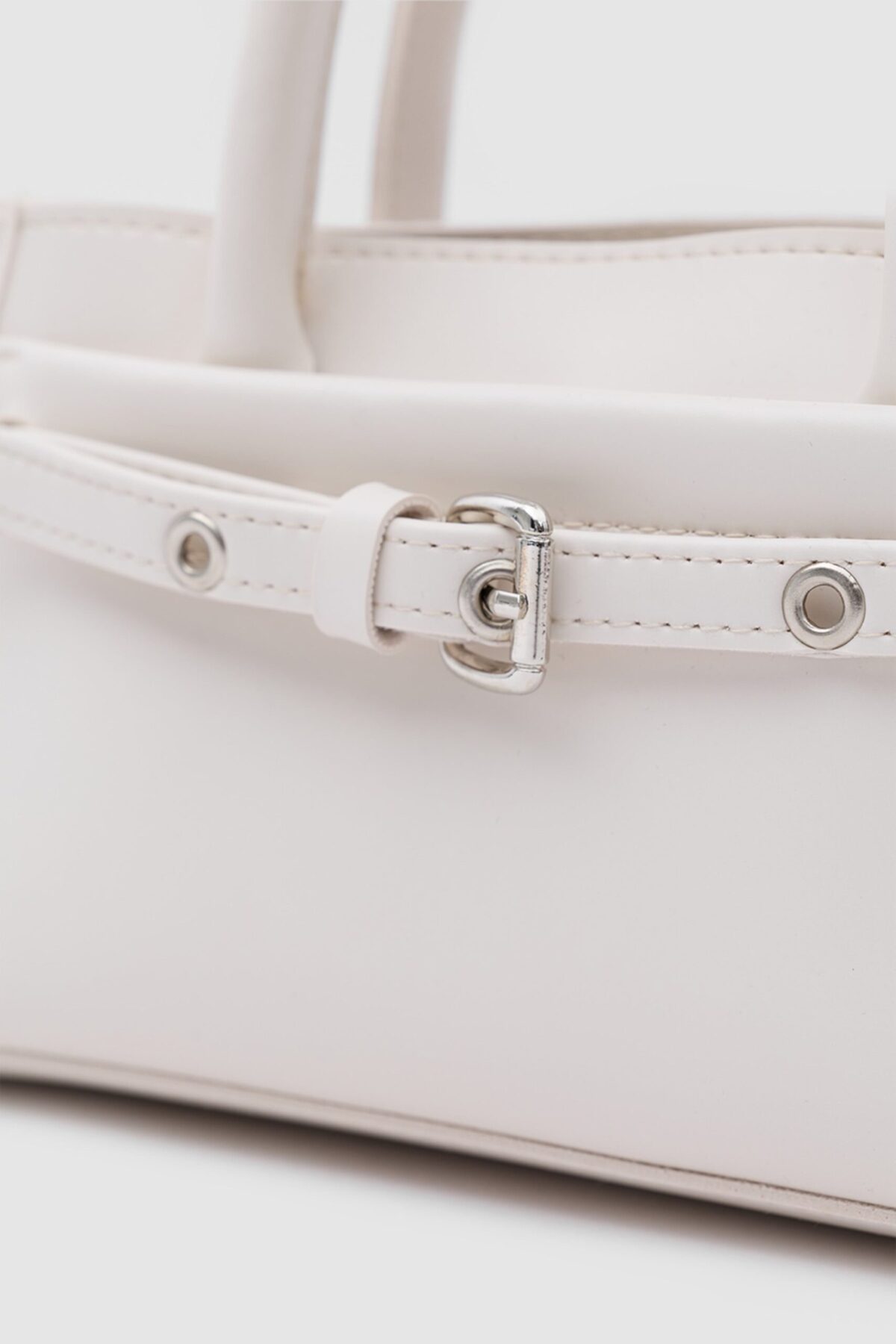 img_8282 Lucy Off-White Bag