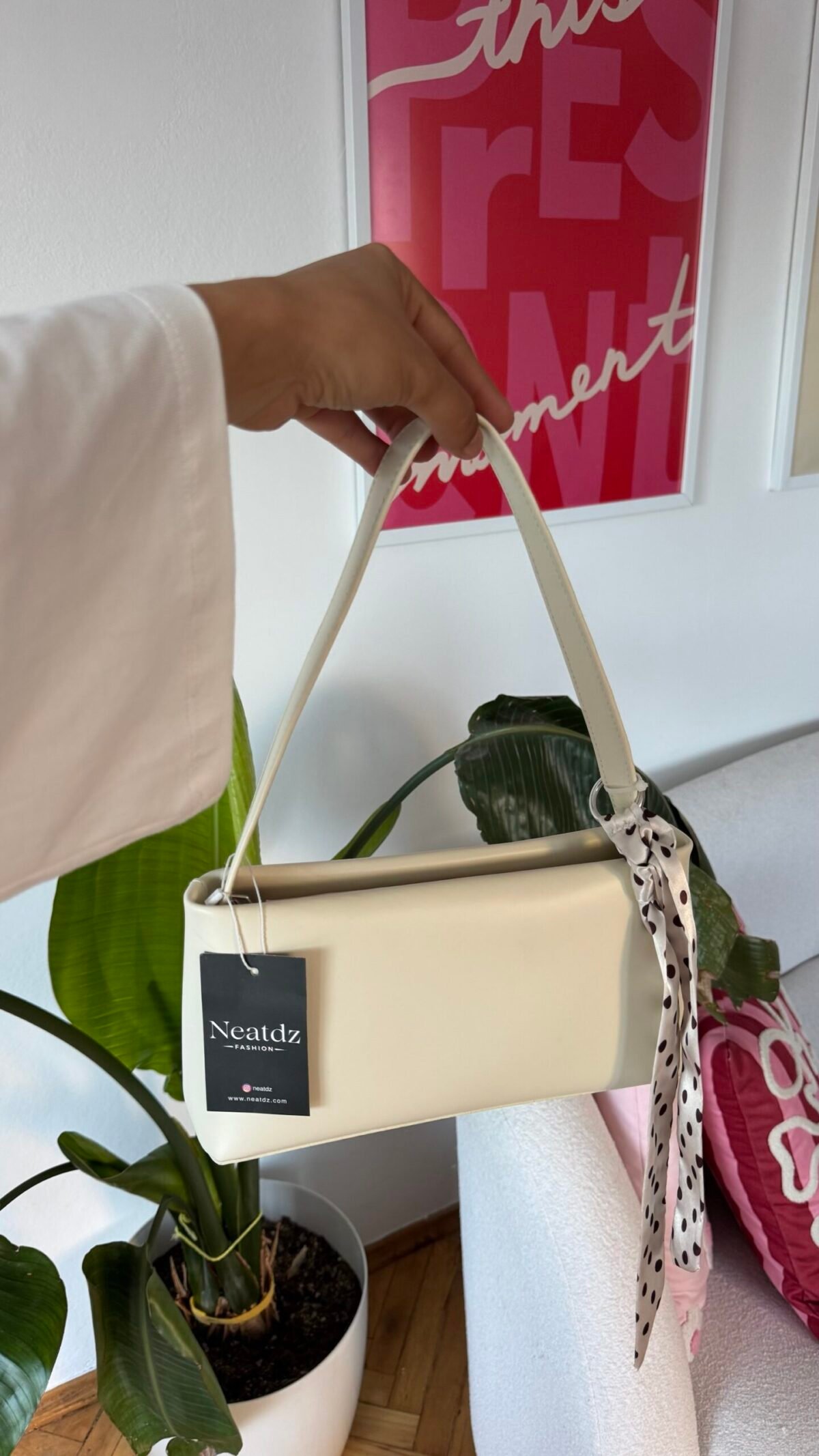 Capella Butter Yellow  Bag + Charm