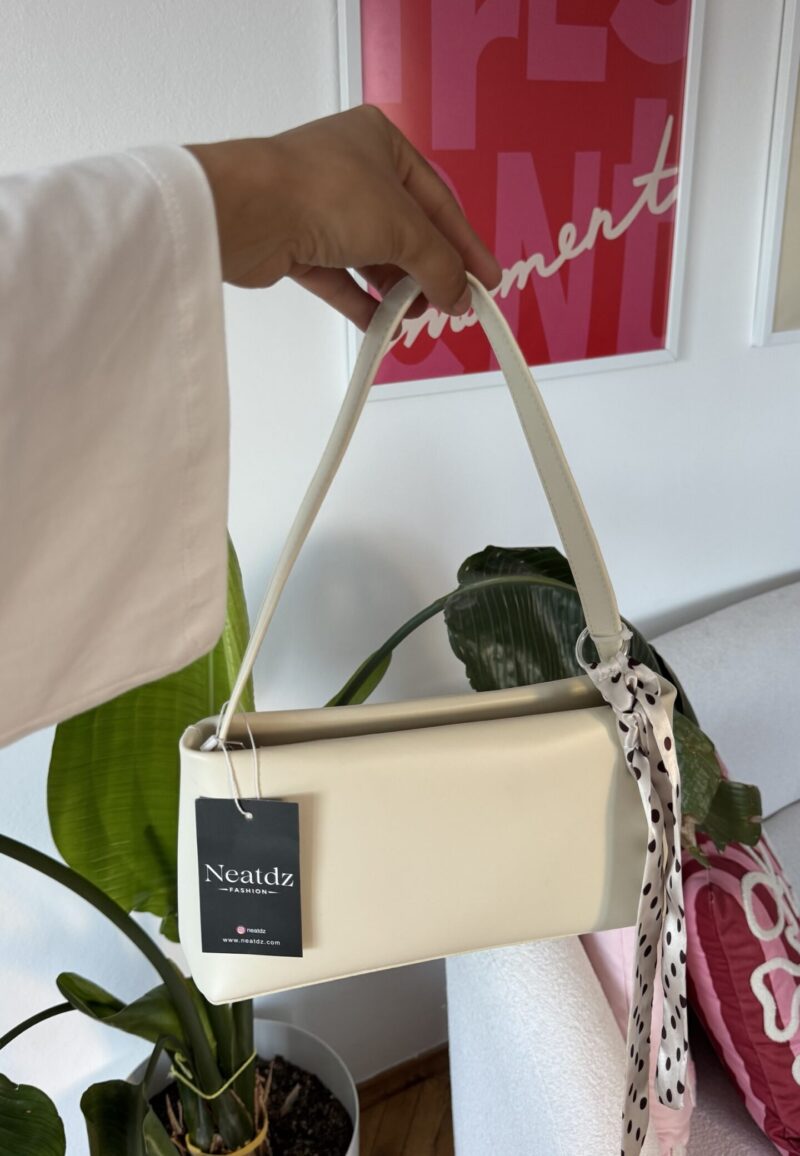 Capella Butter Yellow  Bag + Charm