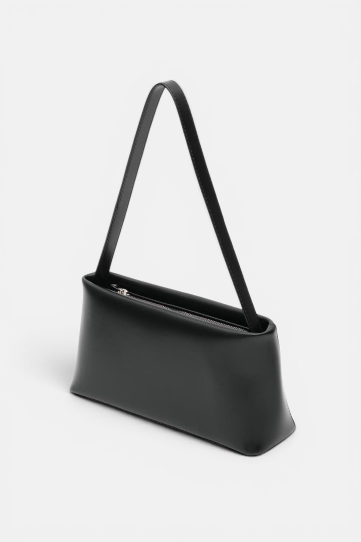 photoroom_20260618_215324 Capella Black Bag