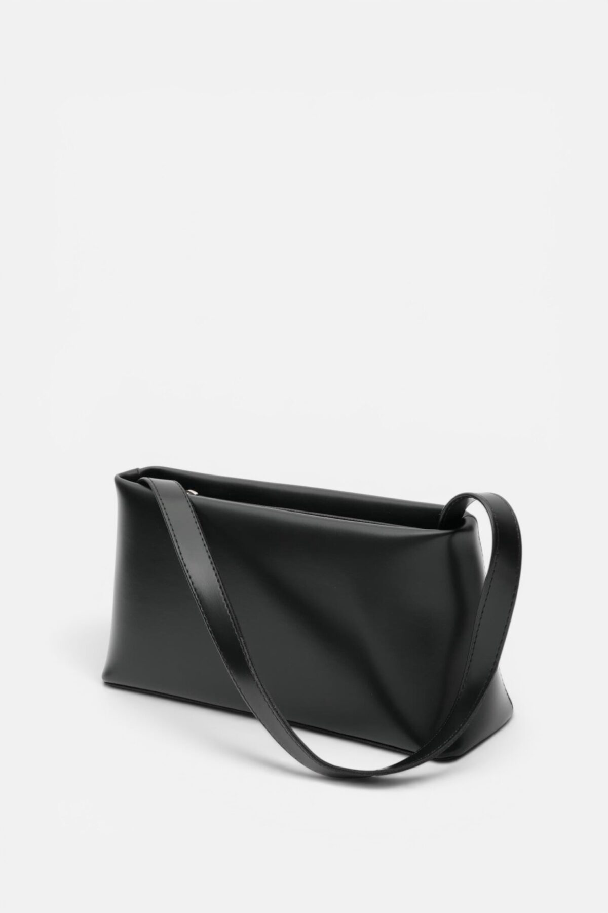 photoroom_20260618_215354 Capella Black Bag