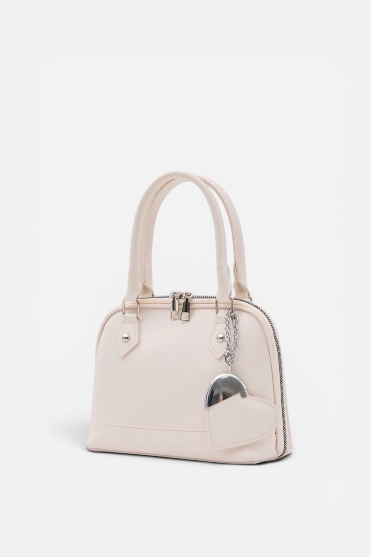photoroom_20260628_214001 Stella Off-White Bag + Charm