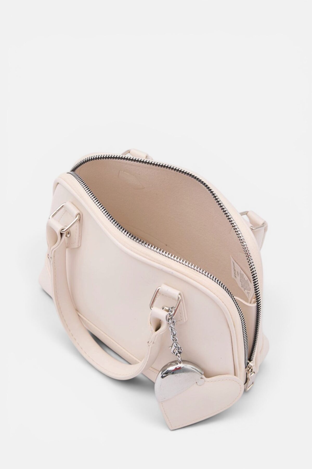 photoroom_20260628_214501 Stella Off-White Bag + Charm