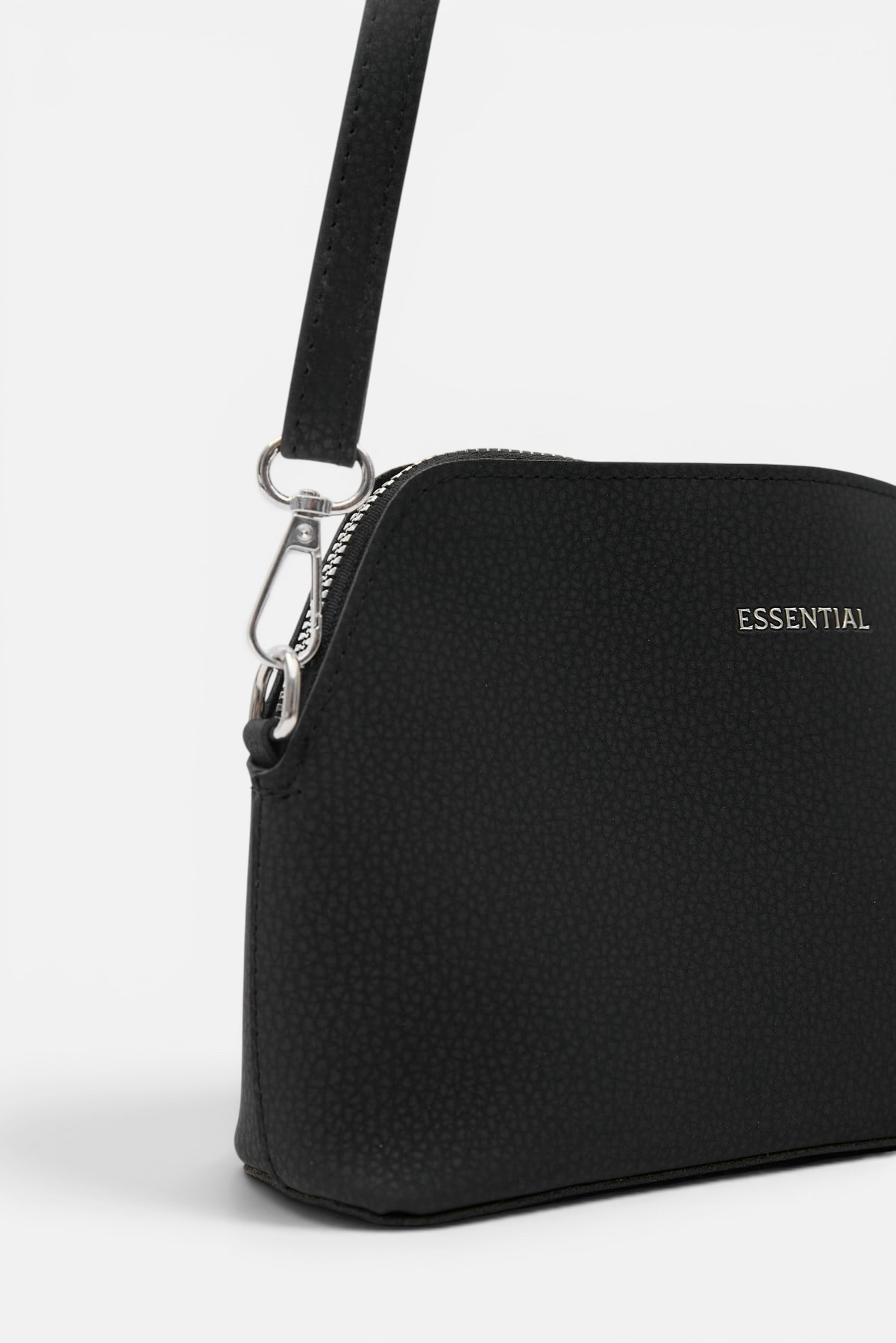 img_0040-photoroom Roxana Black Bag