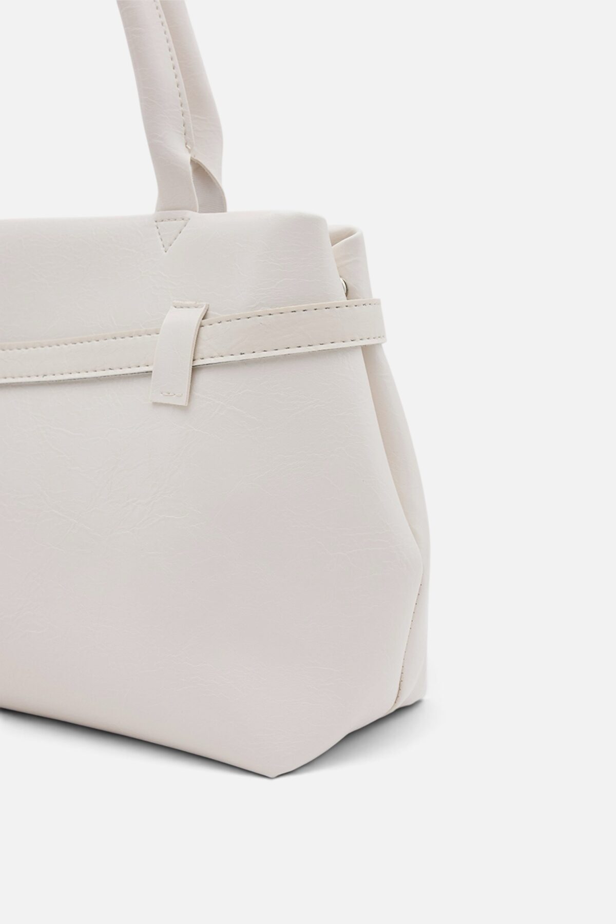 img_0838-photoroom Amor Off-White Bag