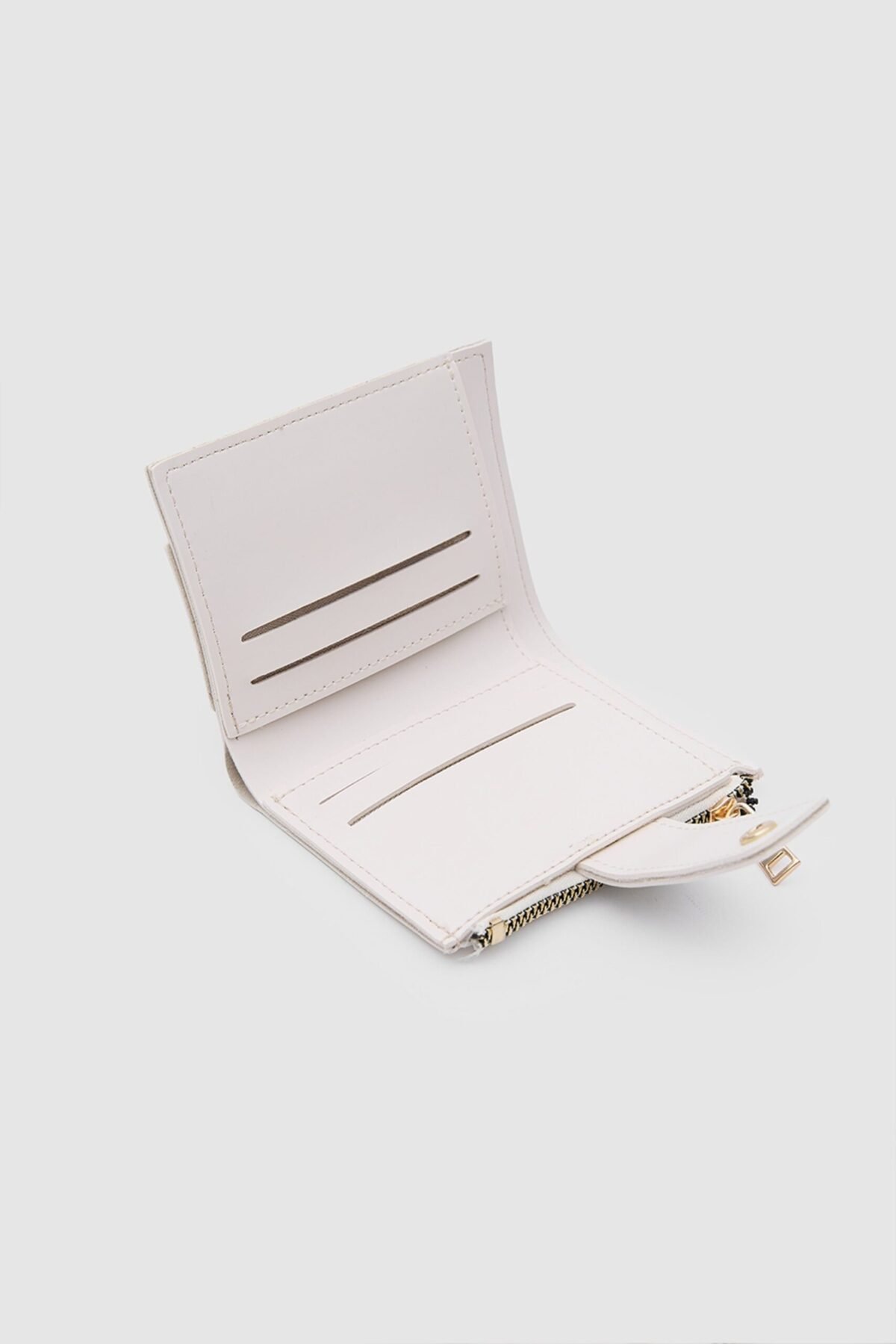 img_9617-2 Poppin Off-White Wallet