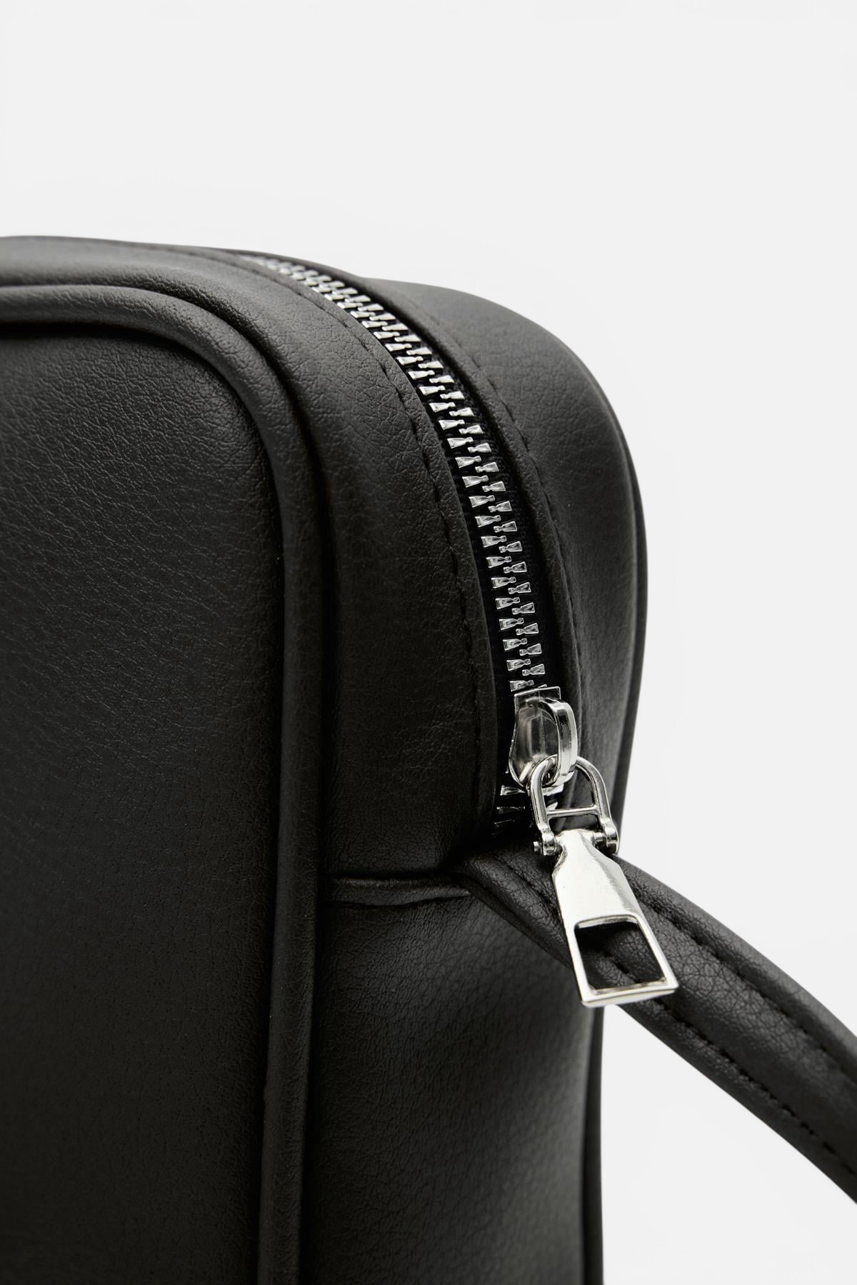 img_9981-photoroom Nina Black Bag