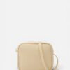 img_9999-photoroom Nina Butter Yellow Bag