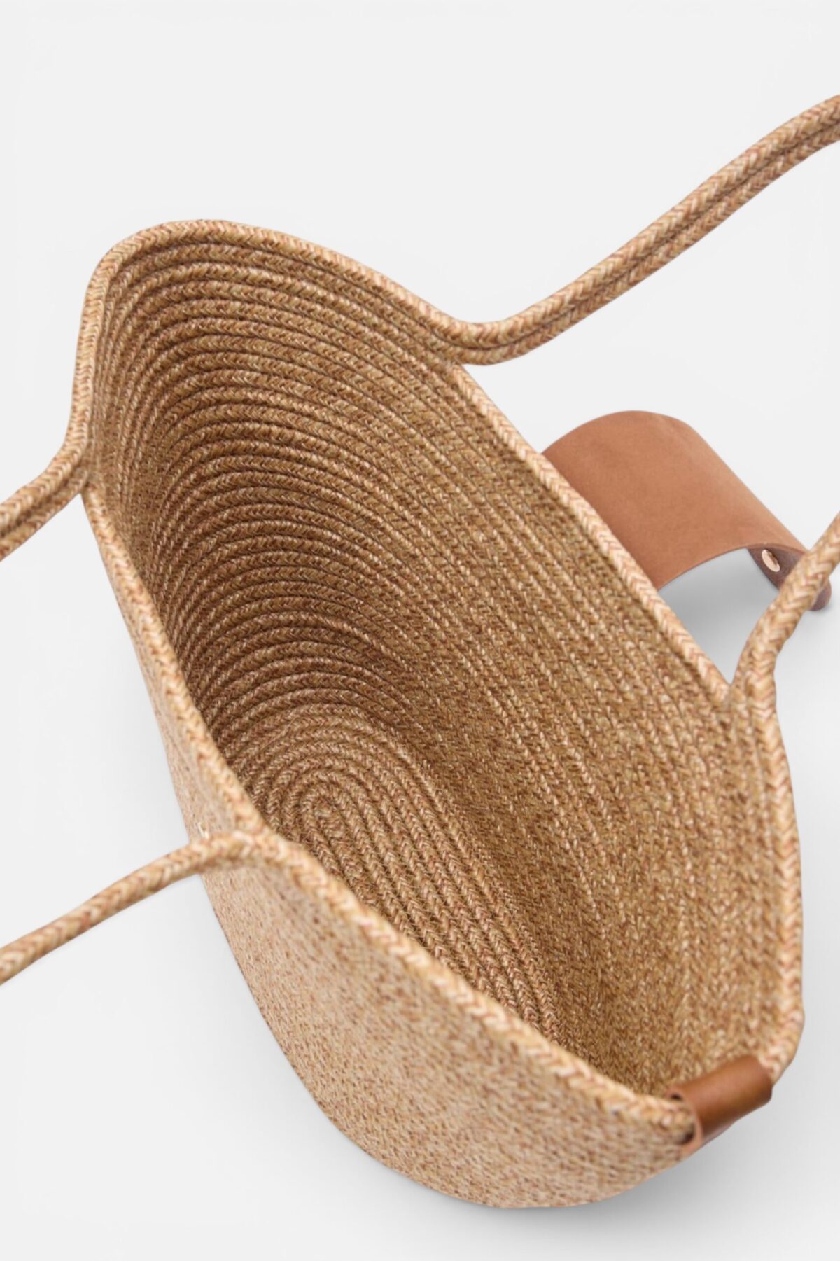 Rody Camel Wicker Bag