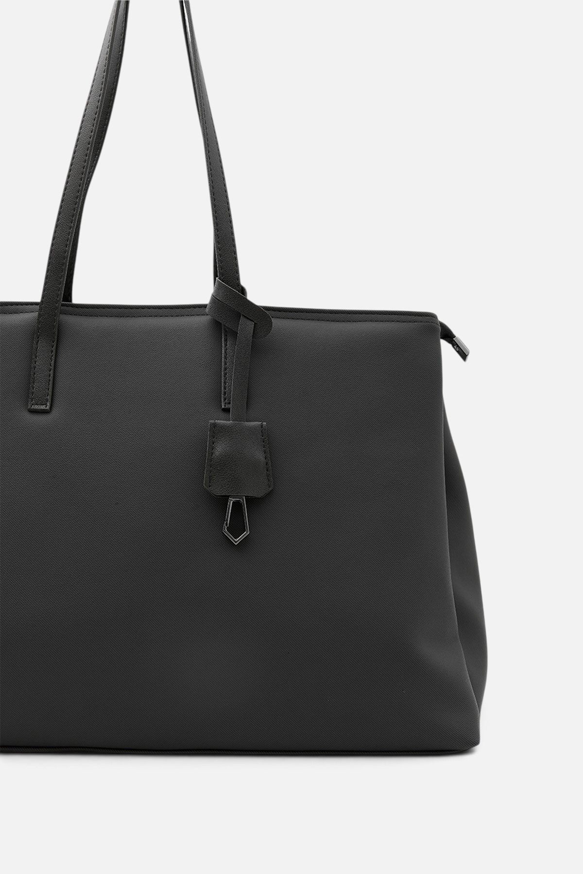 img_0781-photoroom Palvina Black Bag