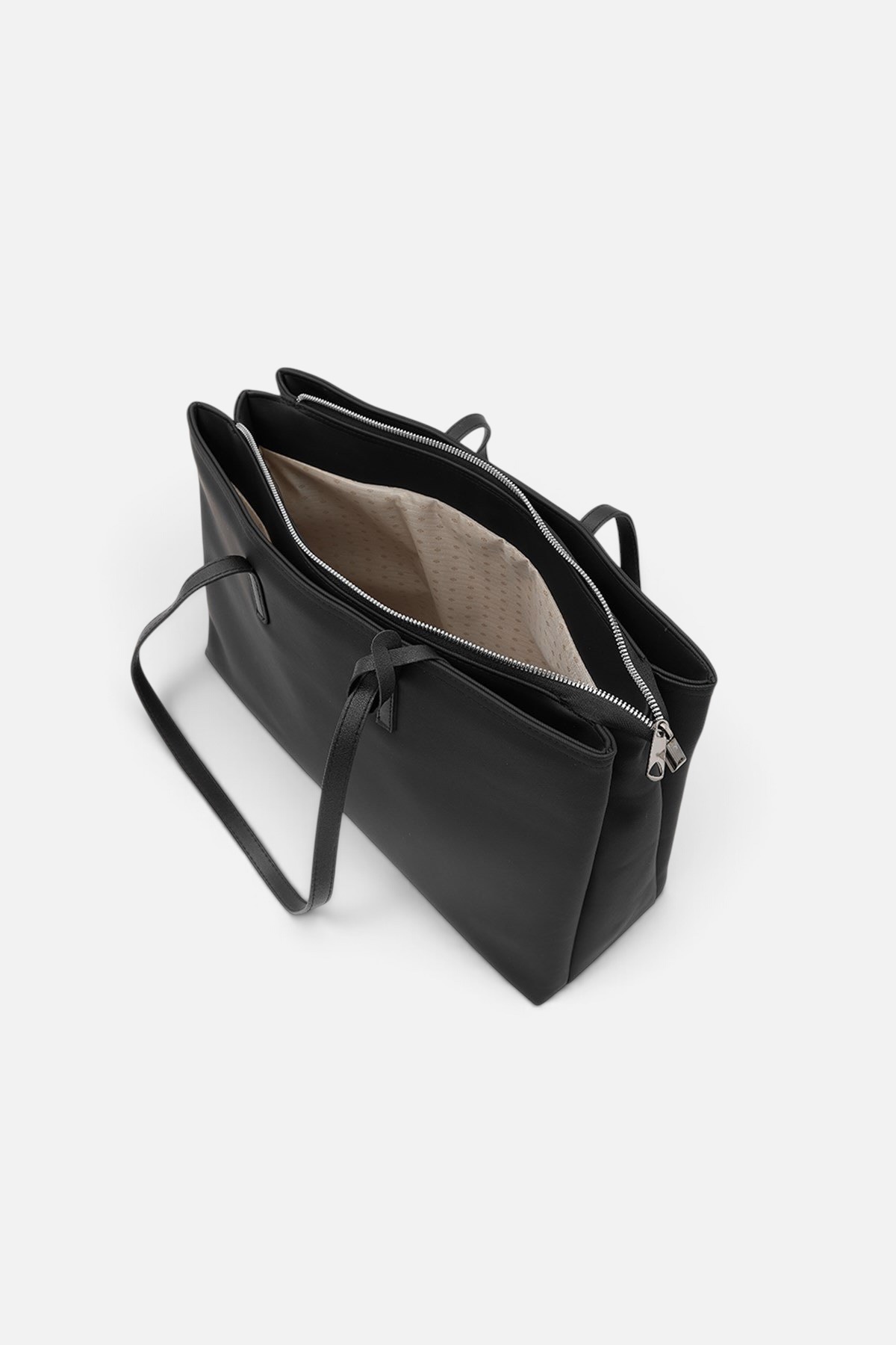 img_0784-photoroom Palvina Black Bag